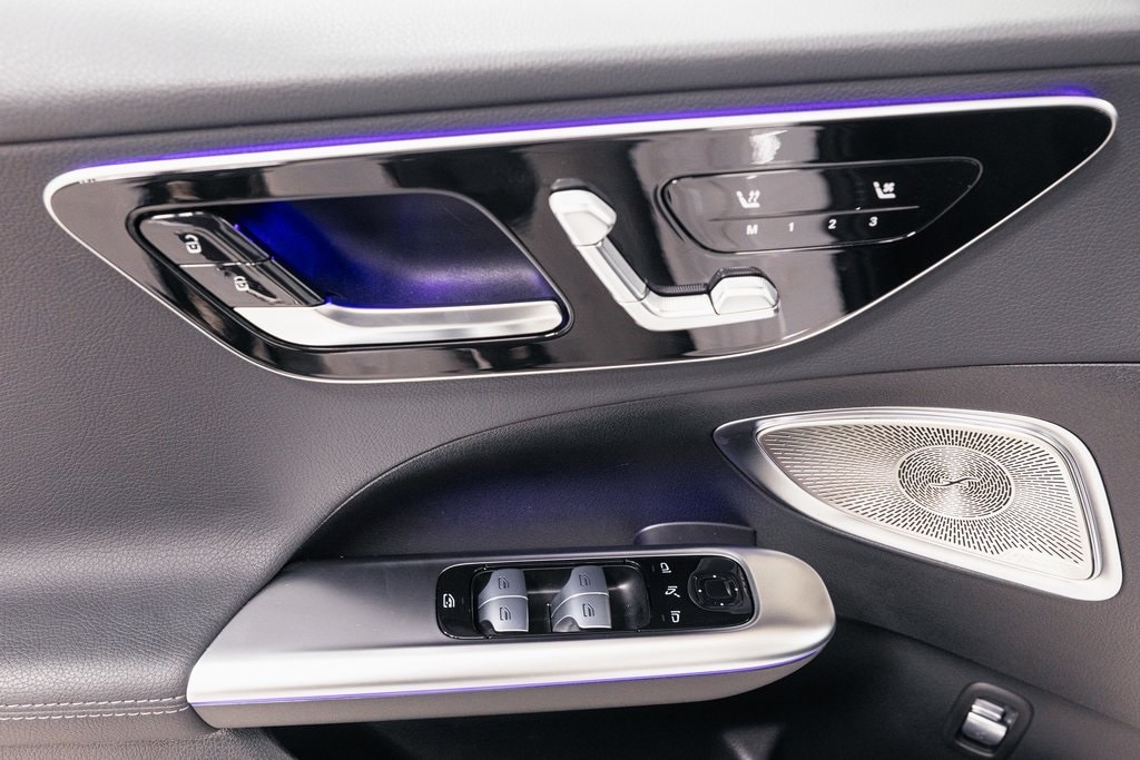 2025 MERCEDES-BENZ C-CLASS - Image 6