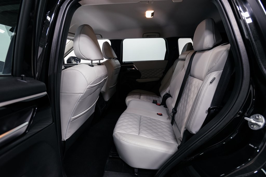 2022 MITSUBISHI OUTLANDER - Image 19