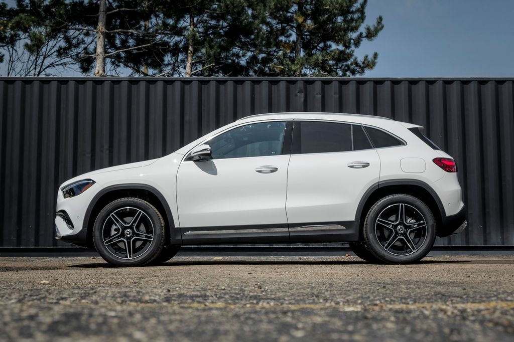 New 2026 Mercedes-Benz GLA 250 4MATIC SUV