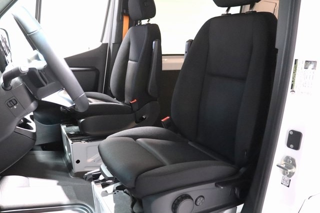 2025 MERCEDES-BENZ SPRINTER - Image 13