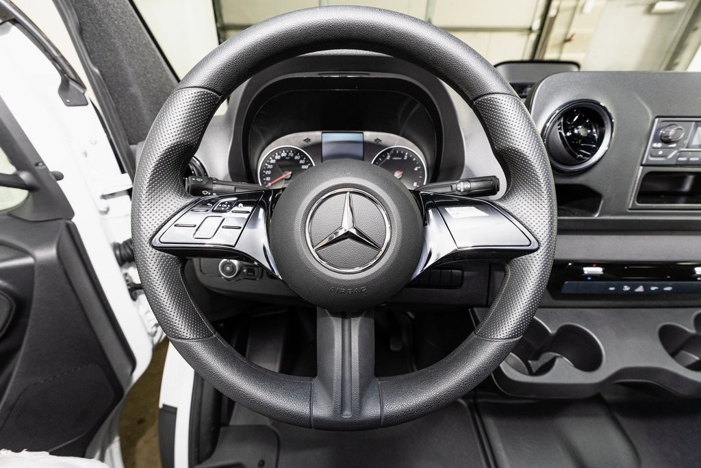2025 MERCEDES-BENZ SPRINTER - Image 11
