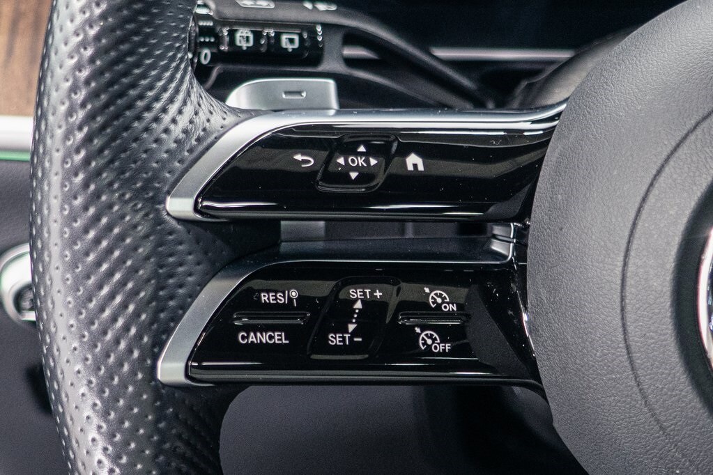 2025 MERCEDES-BENZ GLC-CLASS - Image 11