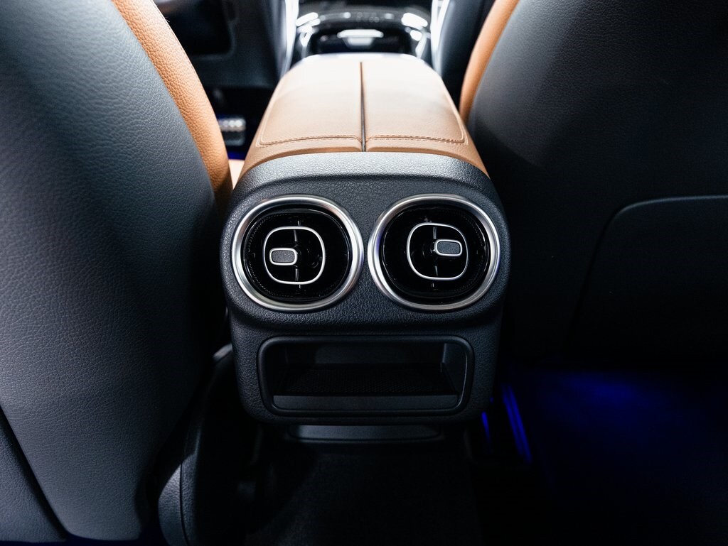 2025 MERCEDES-BENZ GLC-CLASS - Image 30