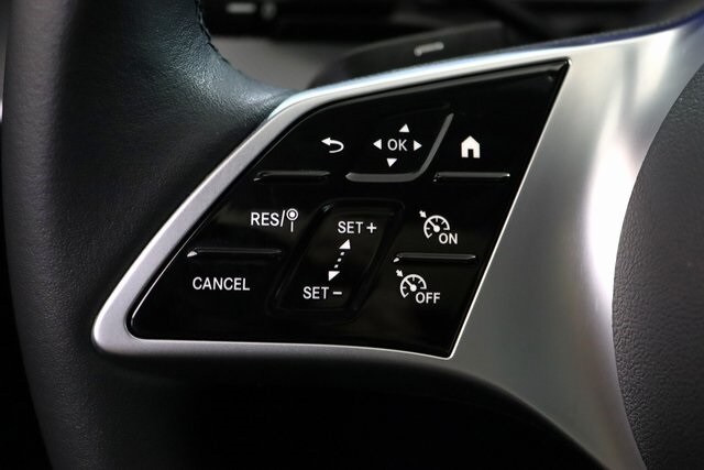 2025 Mercedes Benz C 300 4MATIC photo 3