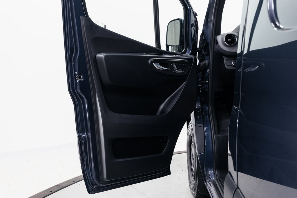 2025 MERCEDES-BENZ SPRINTER - Image 5