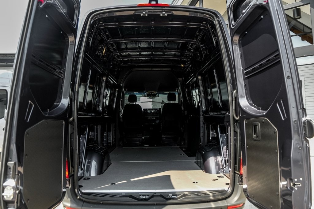 2025 MERCEDES-BENZ SPRINTER - Image 11
