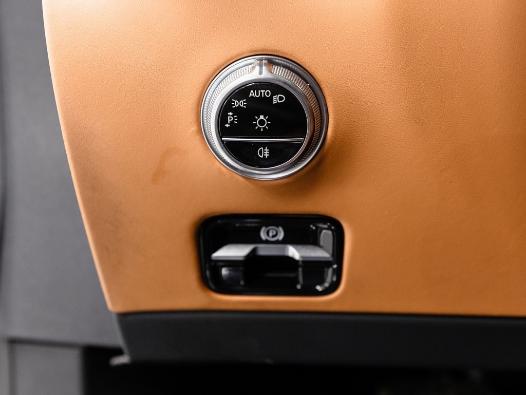 2024 MERCEDES-BENZ AMG GT - Image 10