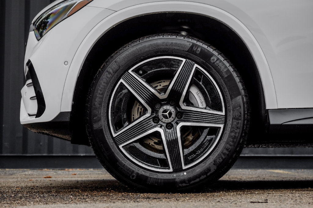 New 2026 Mercedes-Benz GLC 300 4MATIC SUV