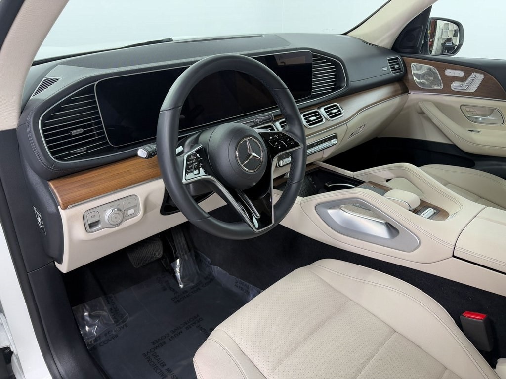 2025 MERCEDES-BENZ GLS-CLASS - Image 9