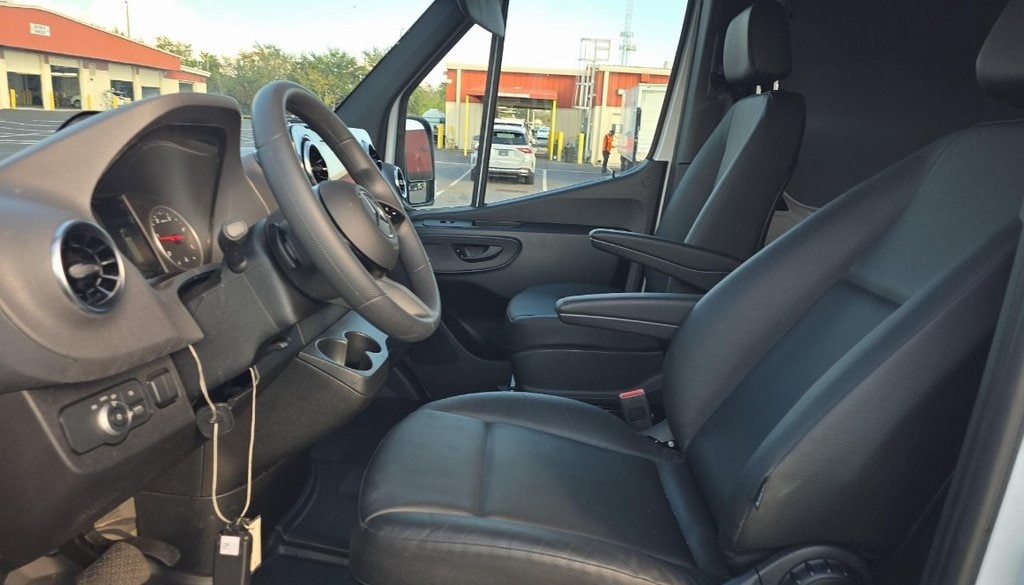 2025 MERCEDES-BENZ SPRINTER - Image 7