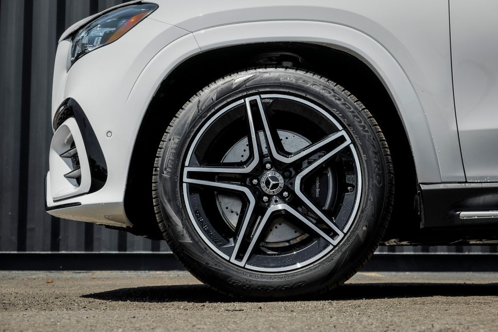 New 2026 Mercedes-Benz GLS 450 4MATIC SUV