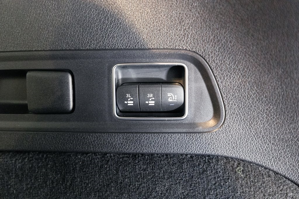 2025 MERCEDES-BENZ GLS-CLASS - Image 35