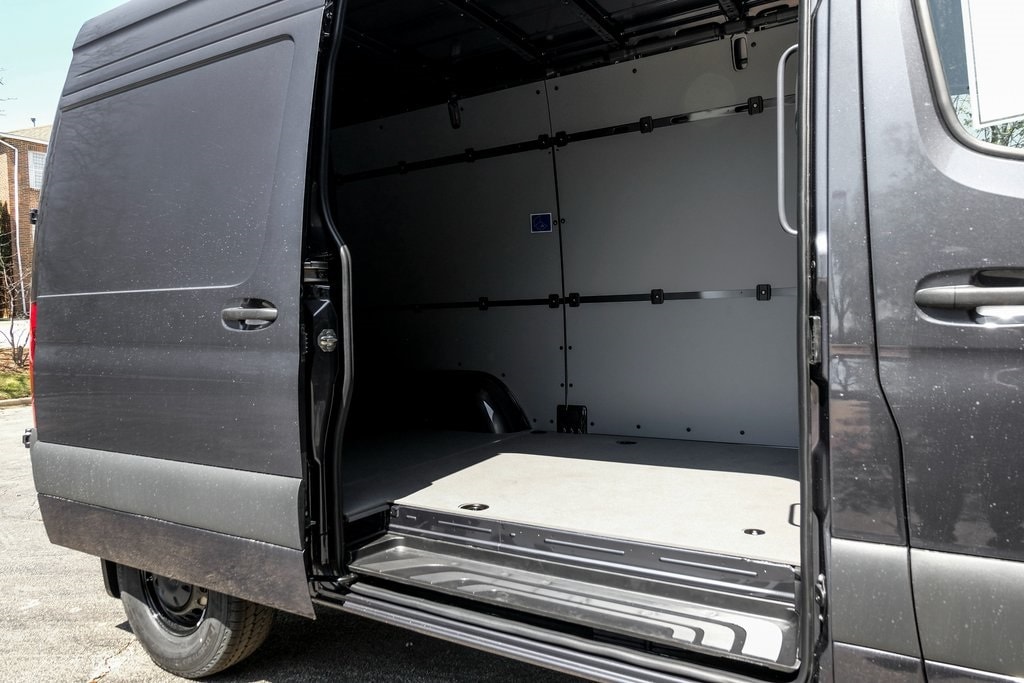 2025 MERCEDES-BENZ SPRINTER - Image 10