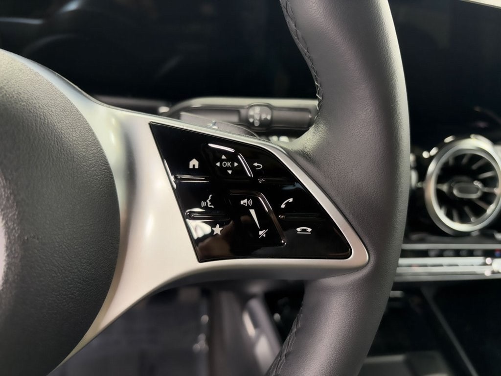 2026 MERCEDES-BENZ GLB-CLASS - Image 13