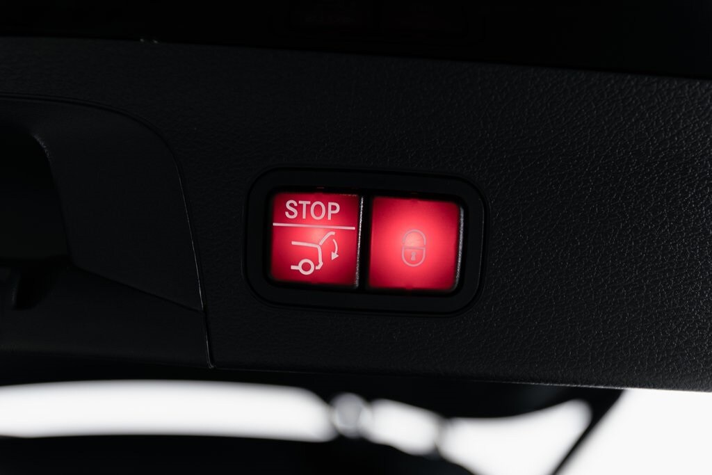 2025 MERCEDES-BENZ GLS-CLASS - Image 32