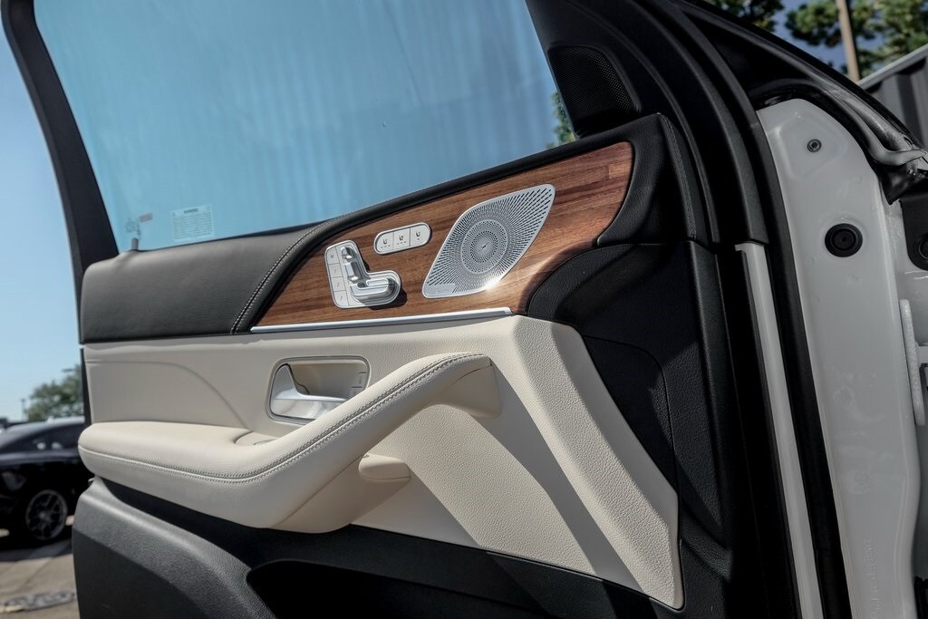 2026 MERCEDES-BENZ GLS-CLASS - Image 12