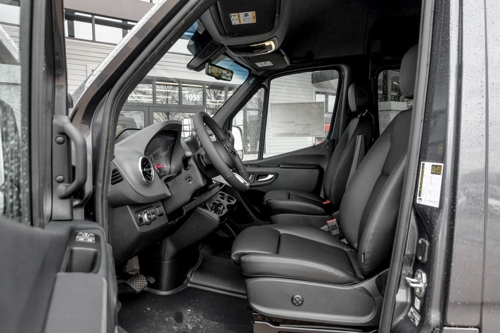 2025 MERCEDES-BENZ SPRINTER - Image 14