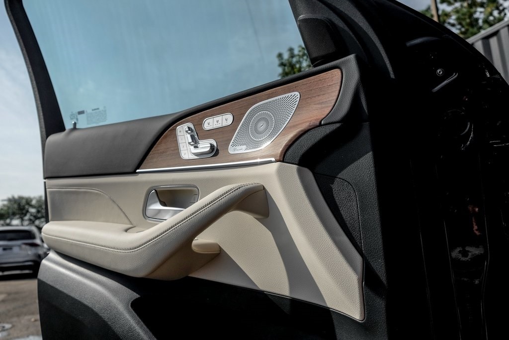 2026 MERCEDES-BENZ GLE-CLASS - Image 12