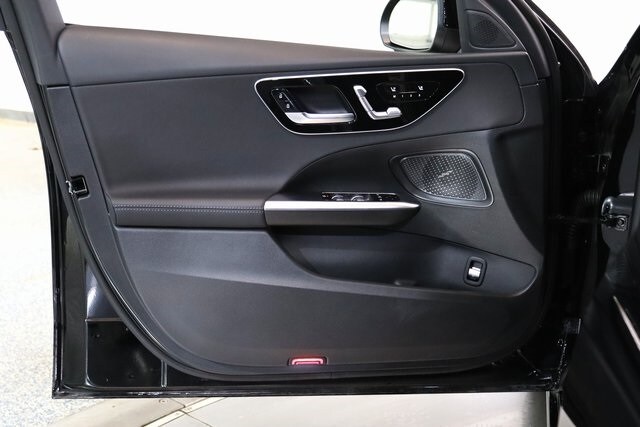 2025 MERCEDES-BENZ C-CLASS - Image 18