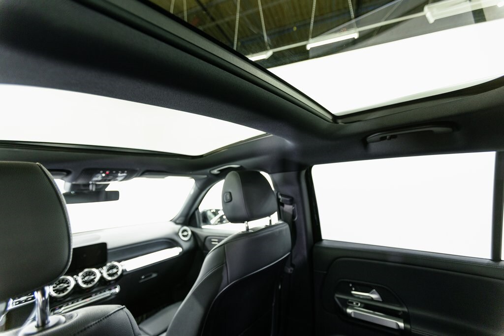 2023 MERCEDES-BENZ EQB-CLASS - Image 19