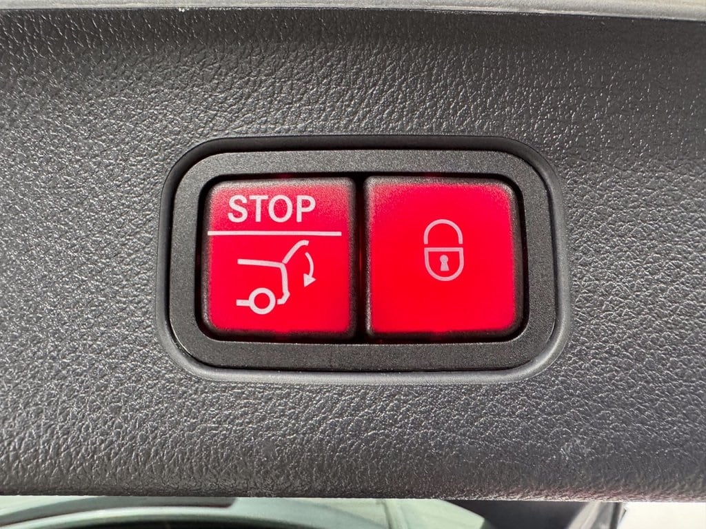 2024 MERCEDES-BENZ GLC-CLASS - Image 32