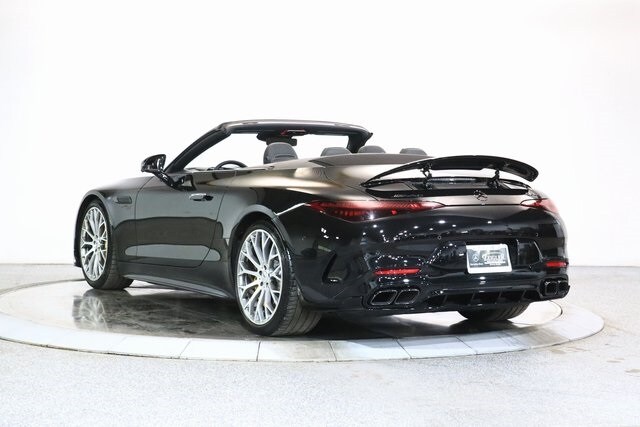 2022 Mercedes Benz SL 63 AMG photo 3