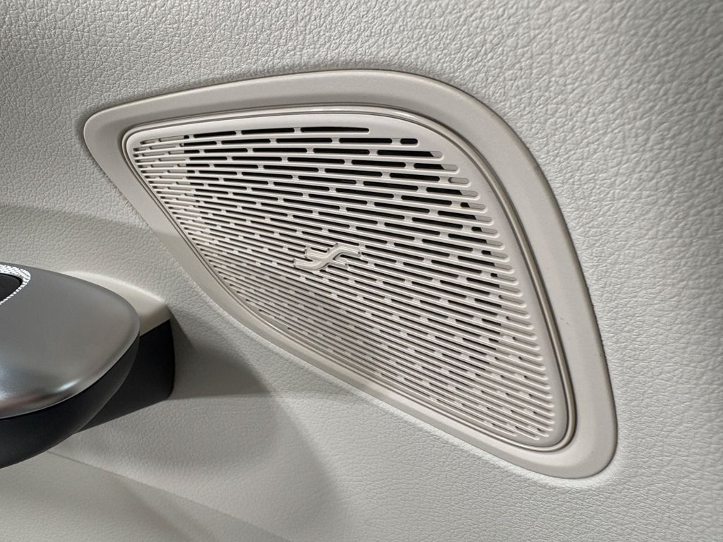 2025 MERCEDES-BENZ GLC-CLASS - Image 7