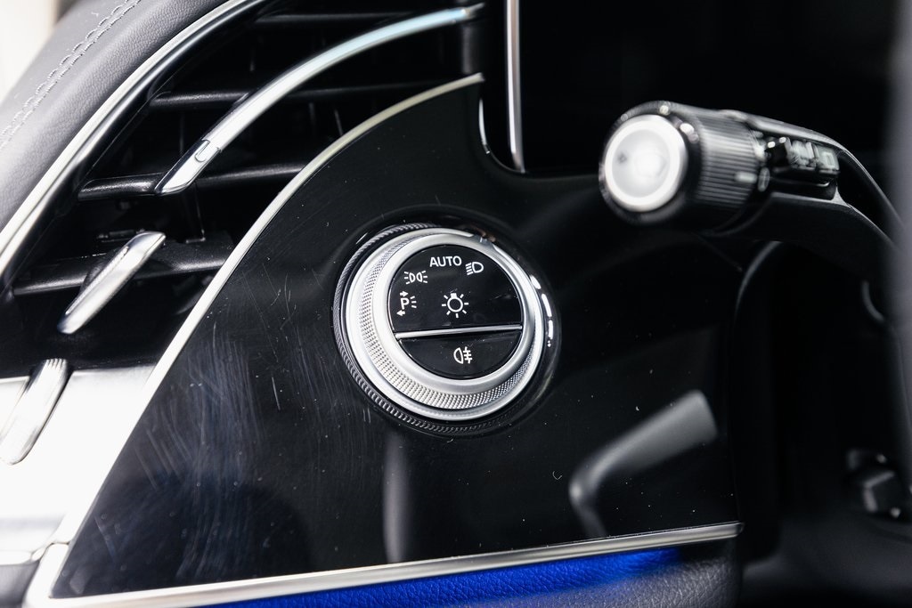 2025 MERCEDES-BENZ E-CLASS - Image 10