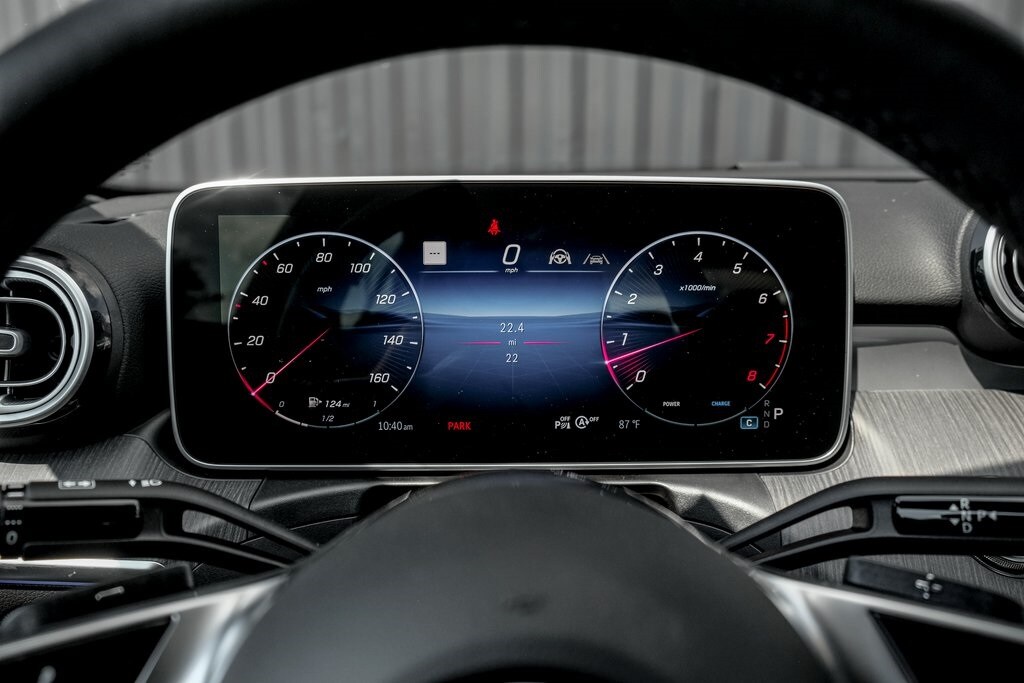 2025 MERCEDES-BENZ C-CLASS - Image 13