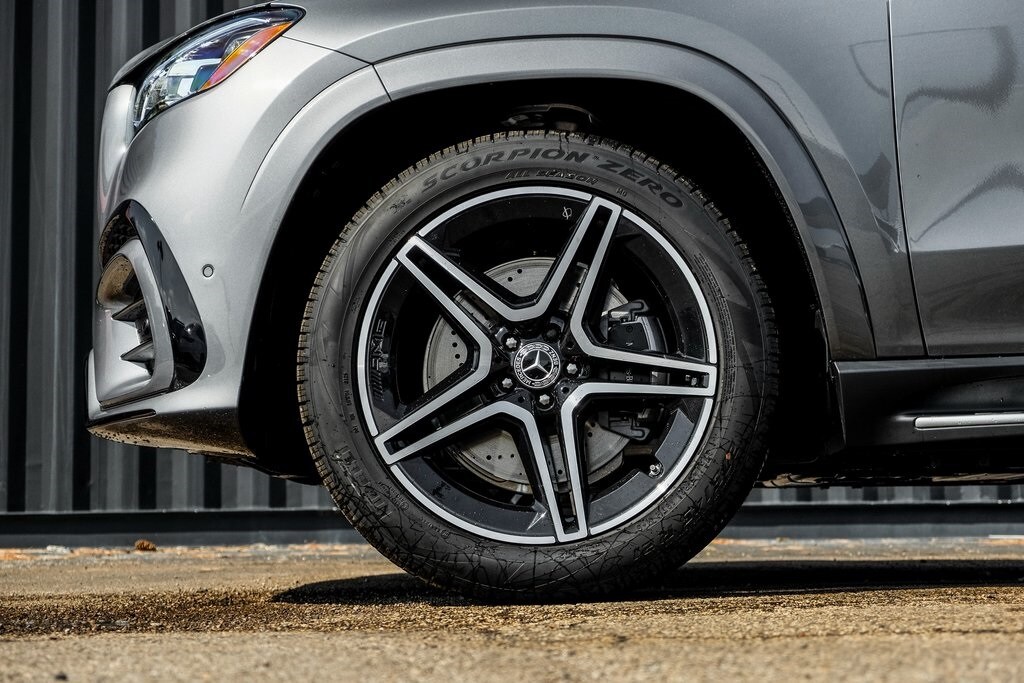 New 2026 Mercedes-Benz GLS 450 4MATIC SUV