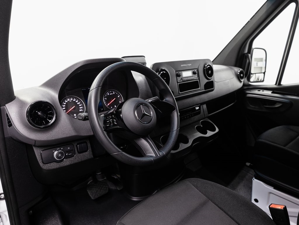 2025 MERCEDES-BENZ SPRINTER - Image 8