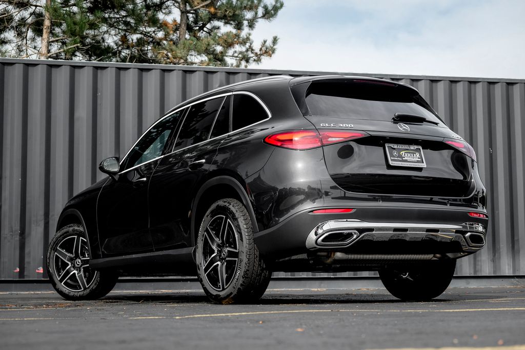 New 2027 Mercedes-Benz GLC 300 4MATIC SUV
