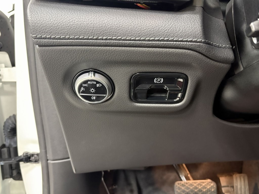 2023 MERCEDES-BENZ EQE-CLASS SUV - Image 10