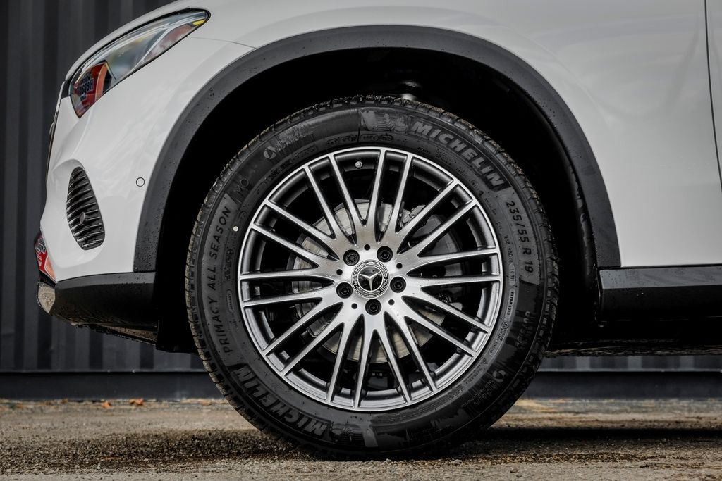 New 2026 Mercedes-Benz GLC 300 4MATIC SUV