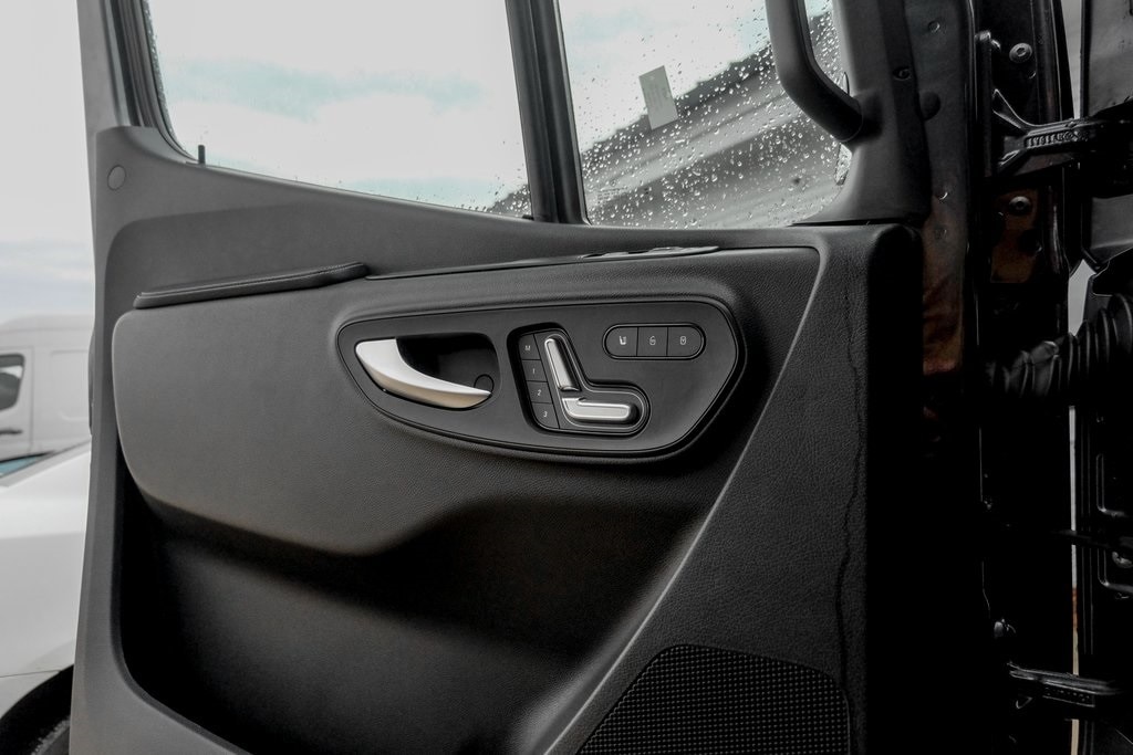 2025 MERCEDES-BENZ SPRINTER - Image 15