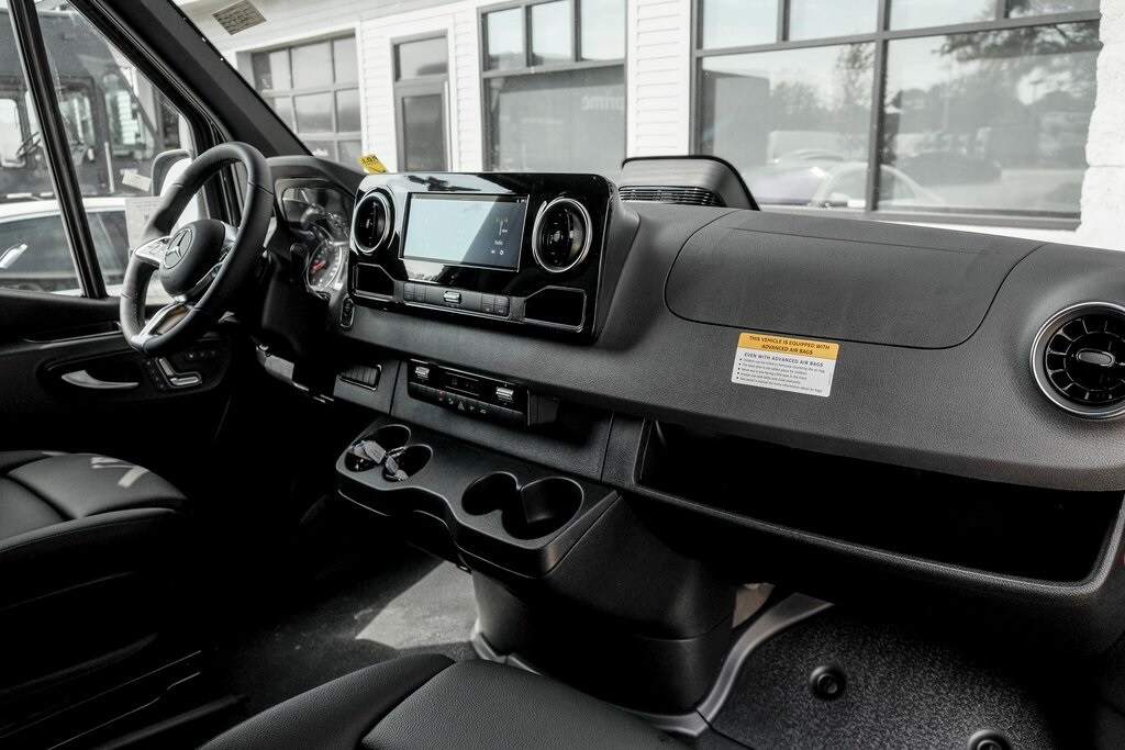 2025 MERCEDES-BENZ SPRINTER - Image 21