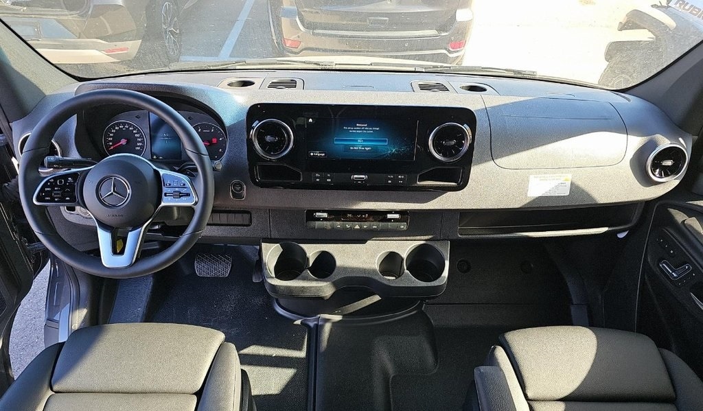 2024 MERCEDES-BENZ SPRINTER - Image 11