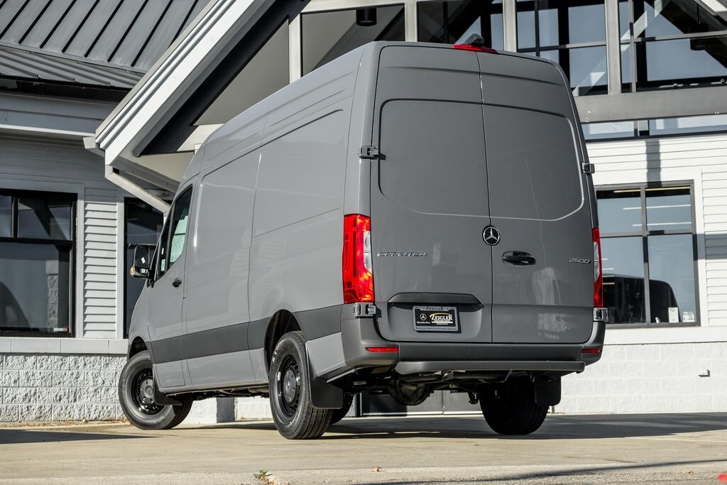 New 2026 Mercedes-Benz Sprinter 2500 Standard Roof 4-Cyl Diesel Van Cargo Van