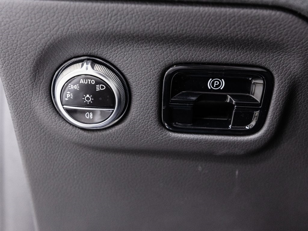 2024 MERCEDES-BENZ EQE-CLASS SUV - Image 10