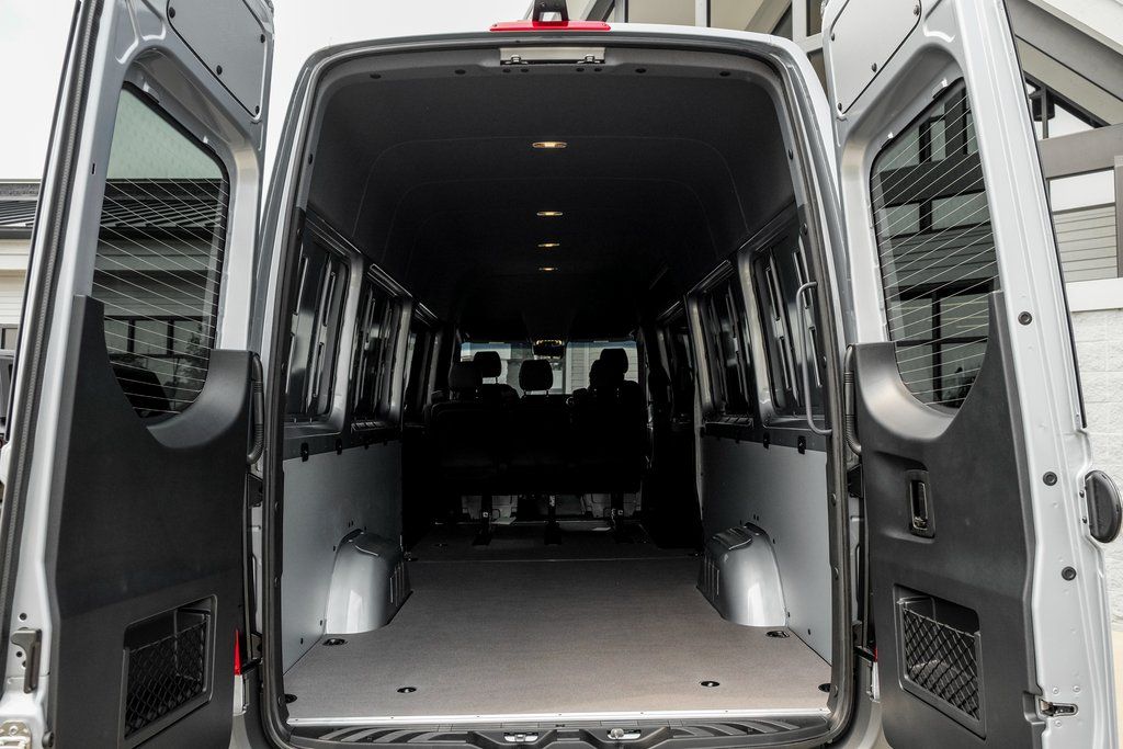 2025 MERCEDES-BENZ SPRINTER - Image 11