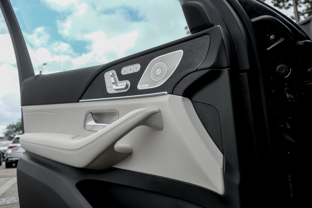 2026 MERCEDES-BENZ GLE-CLASS - Image 12