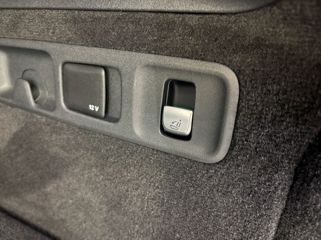 2024 MERCEDES-BENZ AMG GT - Image 31