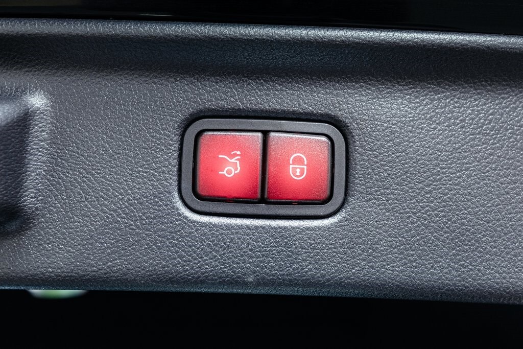 2025 MERCEDES-BENZ S-CLASS - Image 33