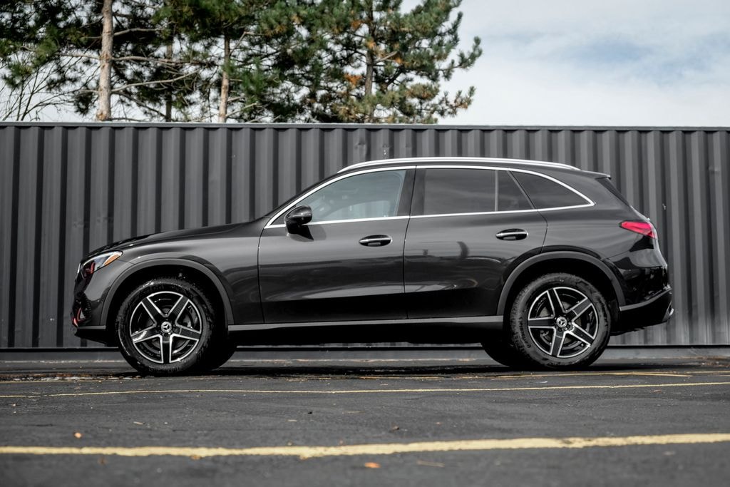 New 2027 Mercedes-Benz GLC 300 4MATIC SUV