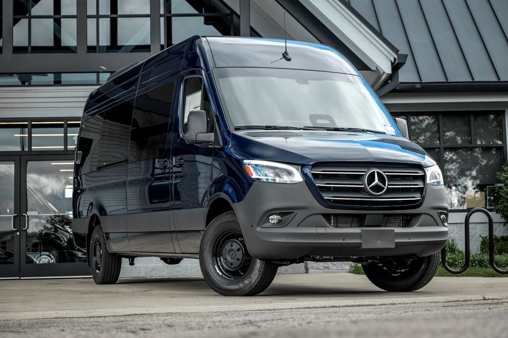New 2025 Mercedes-Benz Sprinter 2500 High Roof 4-Cyl Diesel HO Van Cargo Van