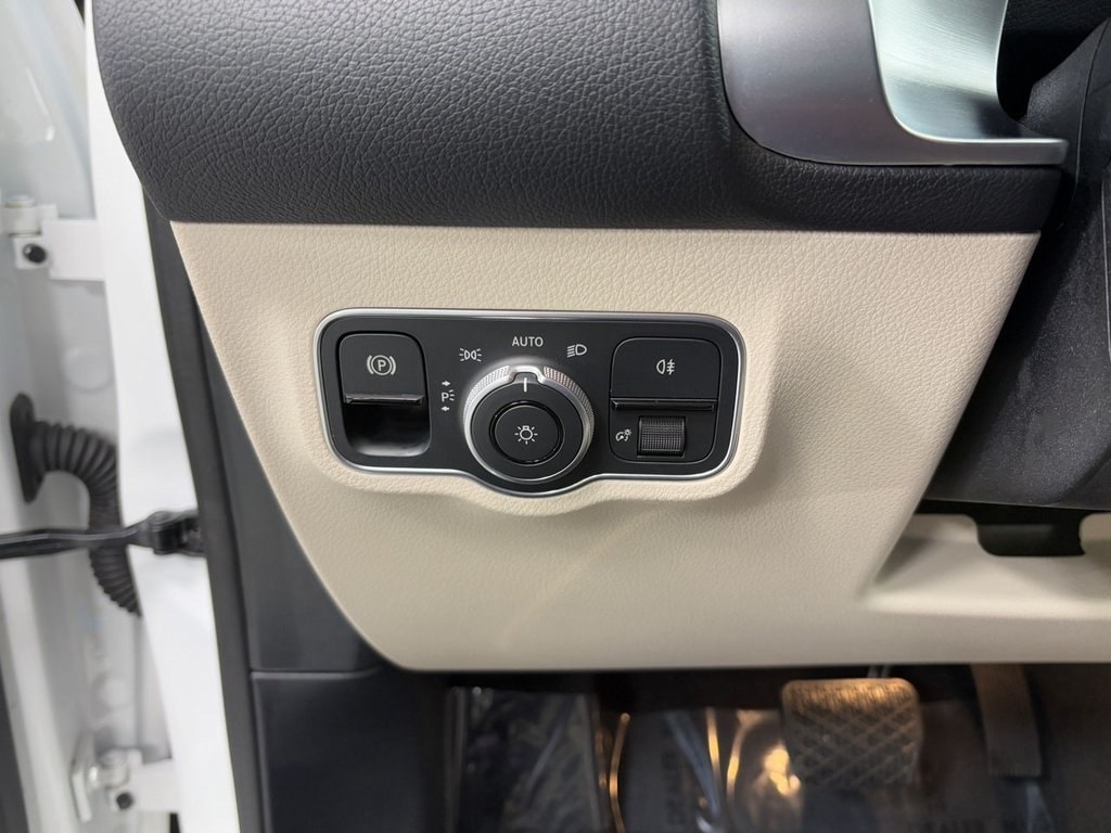 2024 MERCEDES-BENZ EQB-CLASS - Image 9