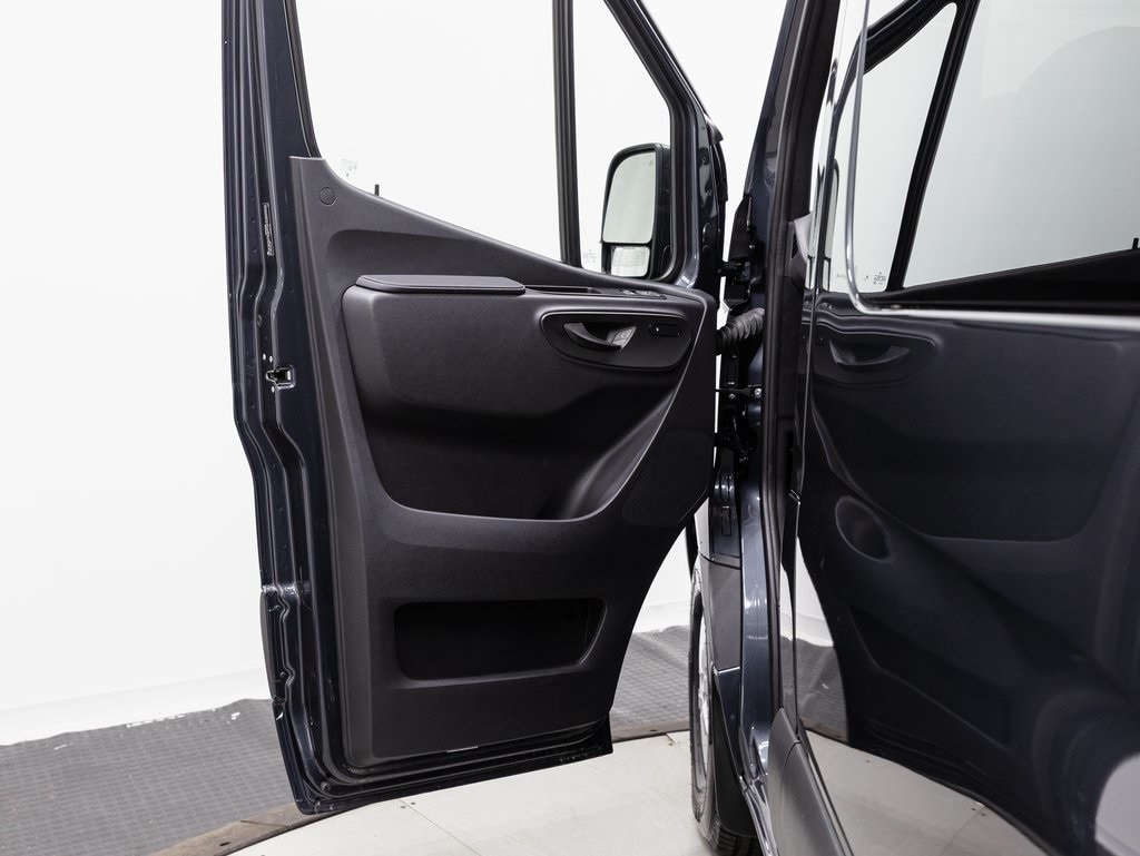 2025 MERCEDES-BENZ SPRINTER - Image 5