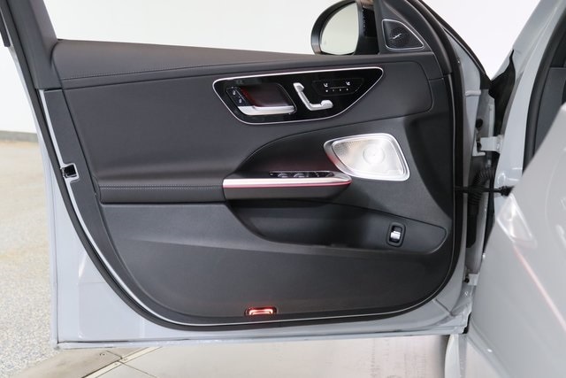 2025 MERCEDES-BENZ C-CLASS - Image 18