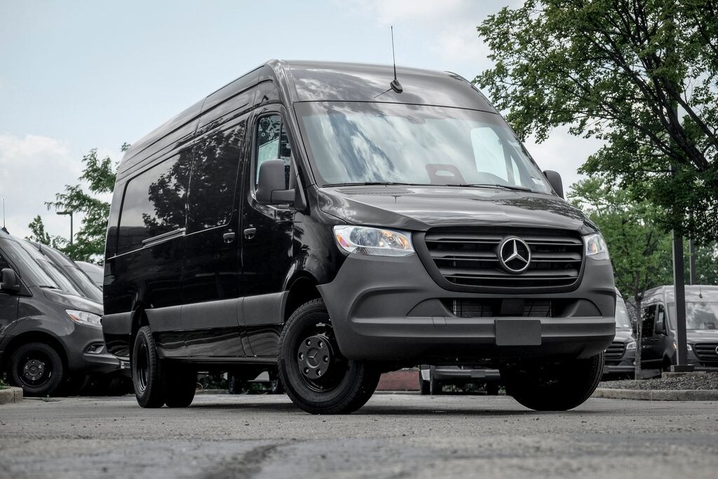 New 2026 Mercedes-Benz Sprinter 3500 High Roof 4-Cyl Diesel HO Van Extended Cargo Van