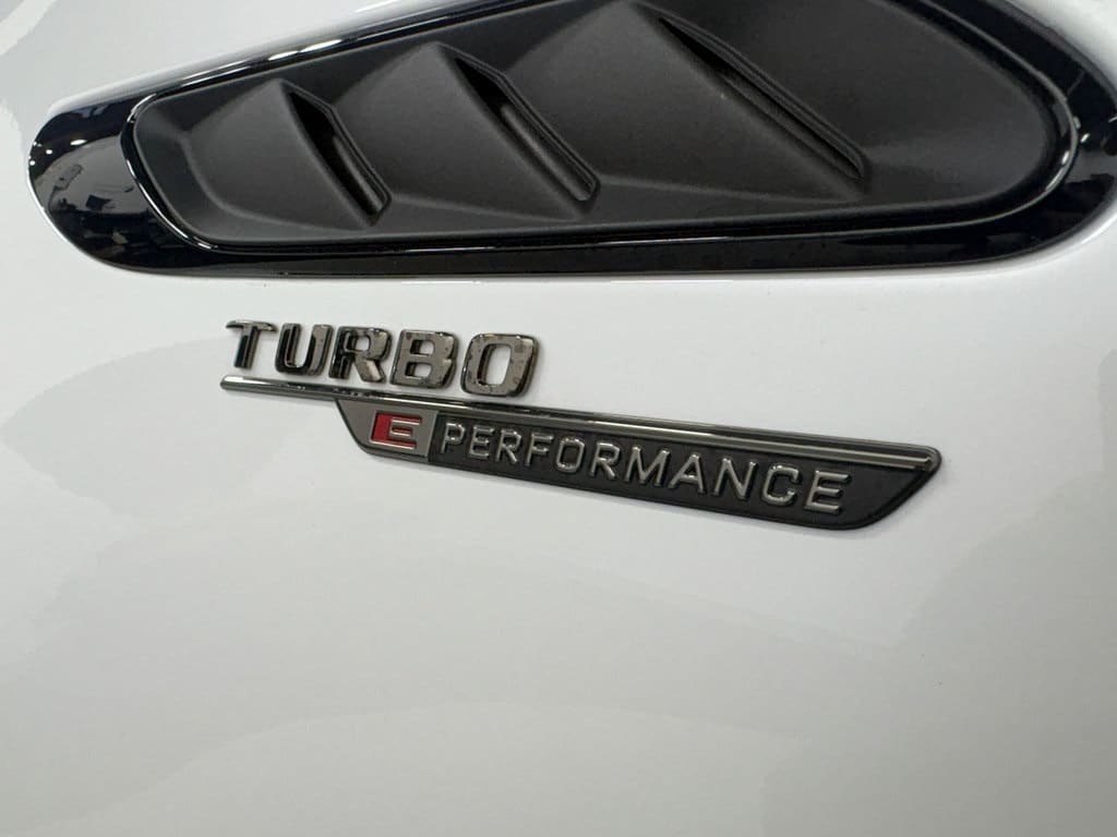 2025 MERCEDES-BENZ C-CLASS - Image 5